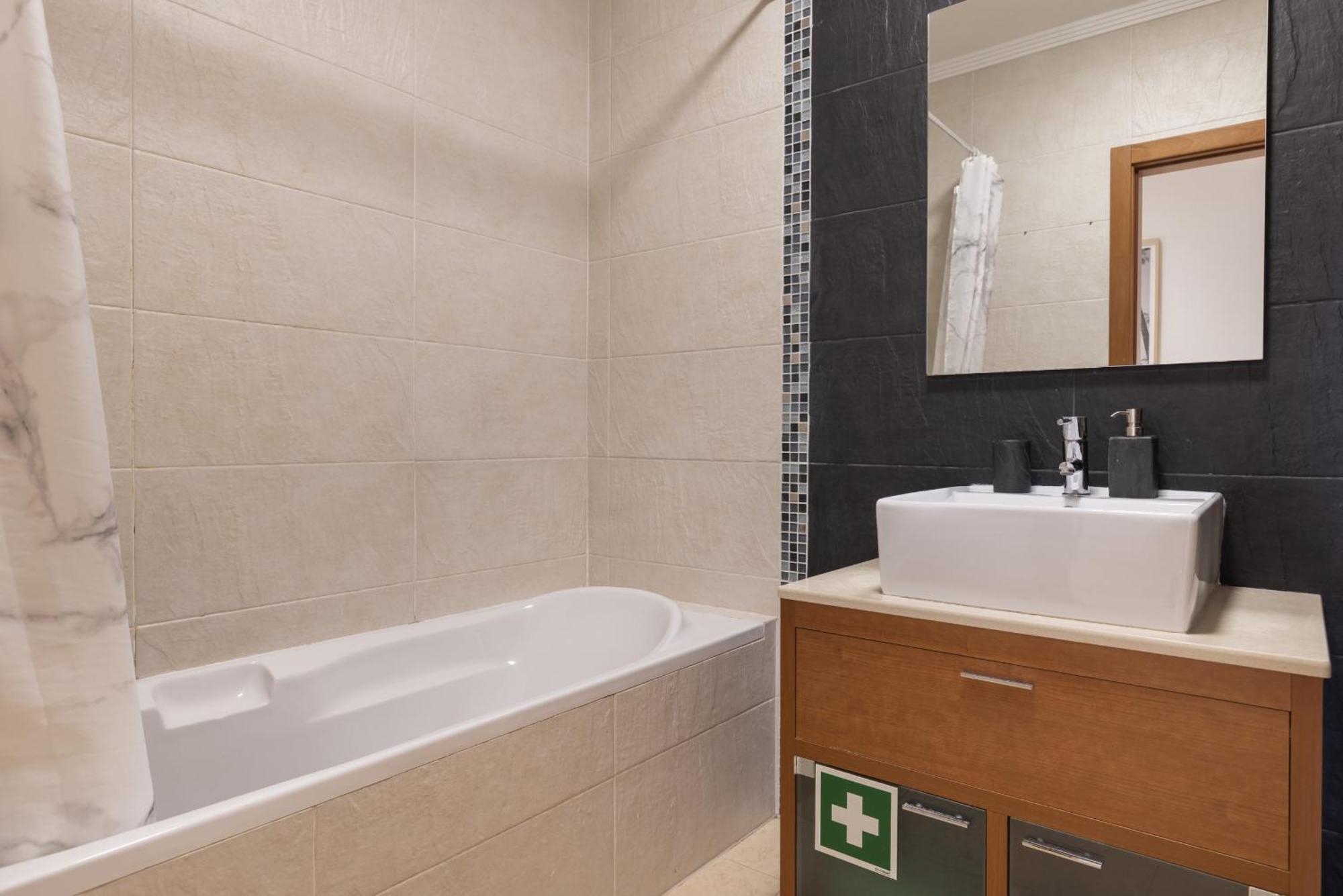 2 Bedroom Relax In Alvor By Innkeeper מראה חיצוני תמונה